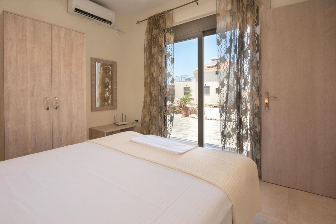 Pink Sand Villas Agios Pandeleimon  Bagian luar foto